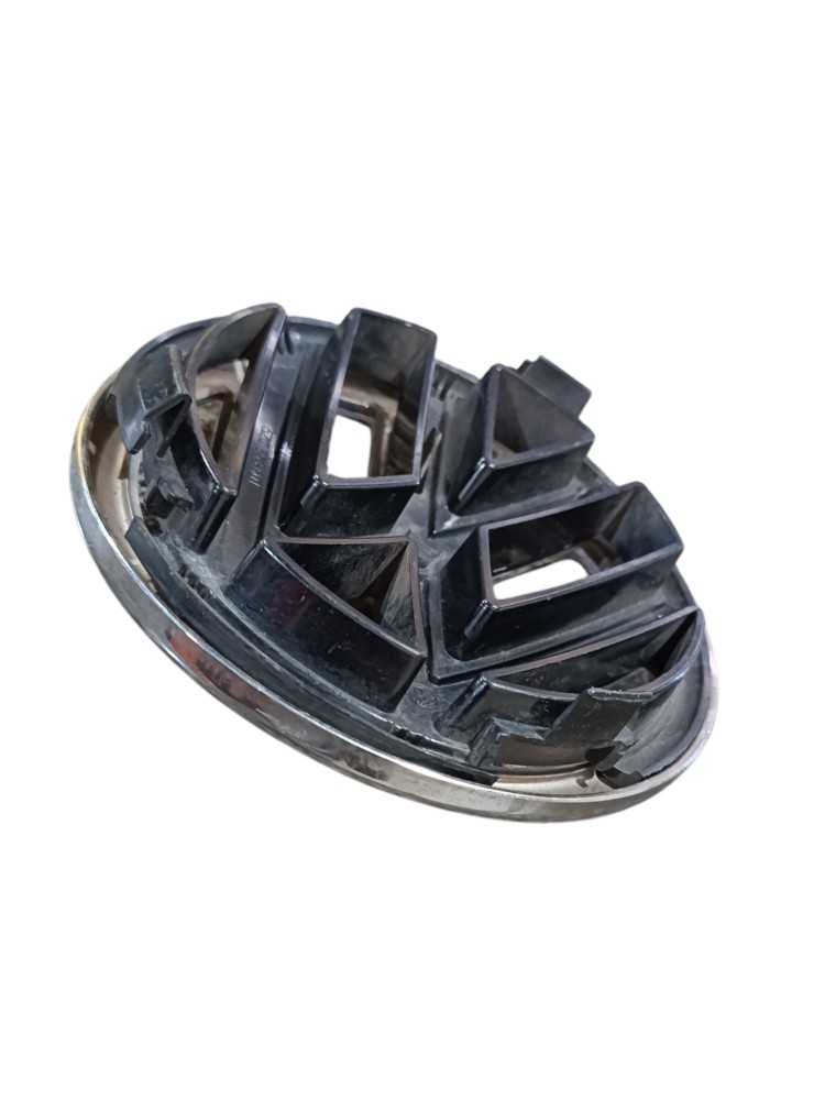 Emblema Grade Dianteiro Volkswagen Fox 1.6 5z0853601 2015  Prata 7