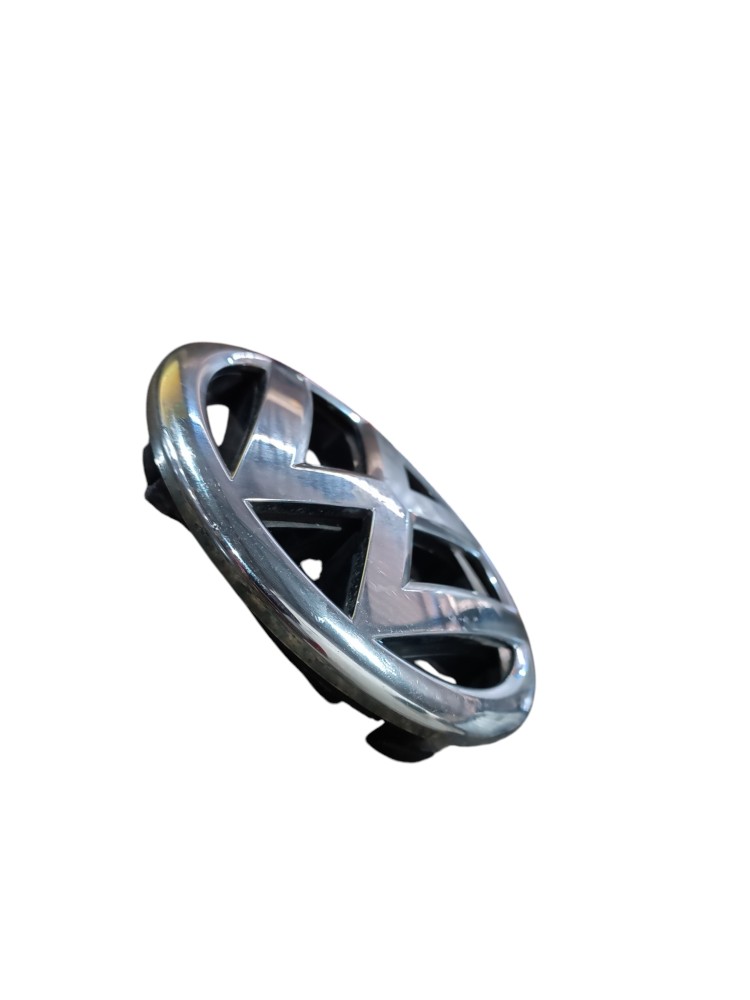Emblema Grade Dianteiro Volkswagen Fox 1.6 5z0853601 2015  Prata 15