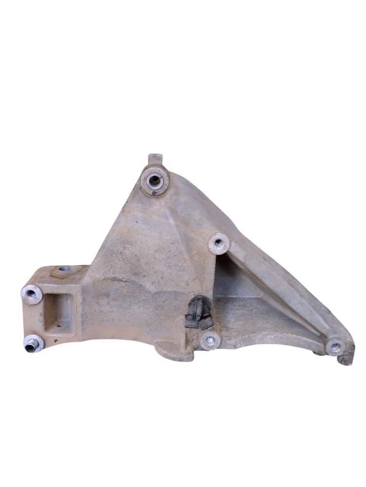 Suporte Alternador Palio 1.0 Com Ar 1.4 2013 2014 2015 2016 4