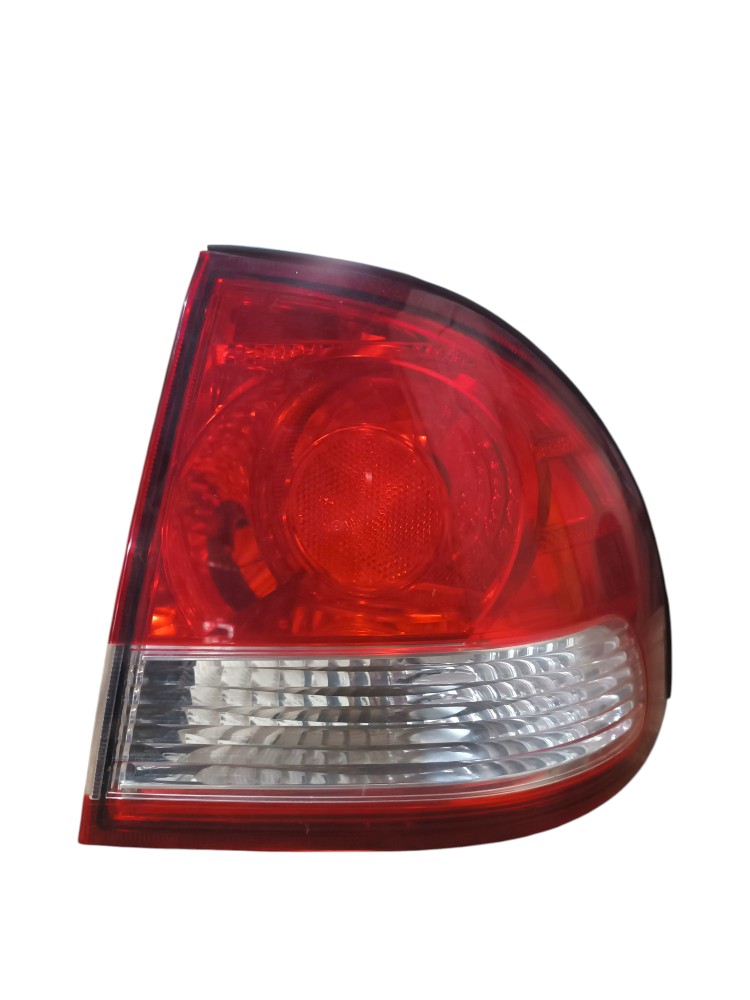 Lanterna Direita Corsa Classic 2012 2014 2015 2016  Direito/passageiro Vermelho 1