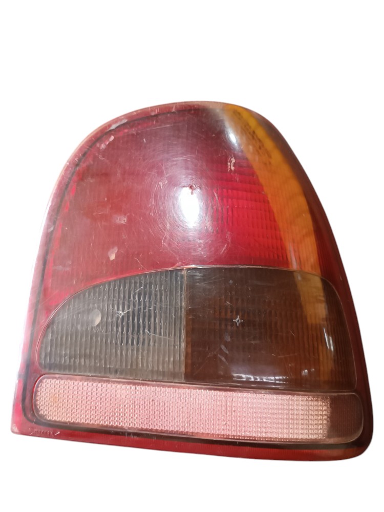Lanterna Traseiro Direito Volkswagen Gol 377945112 1994 1995 1
