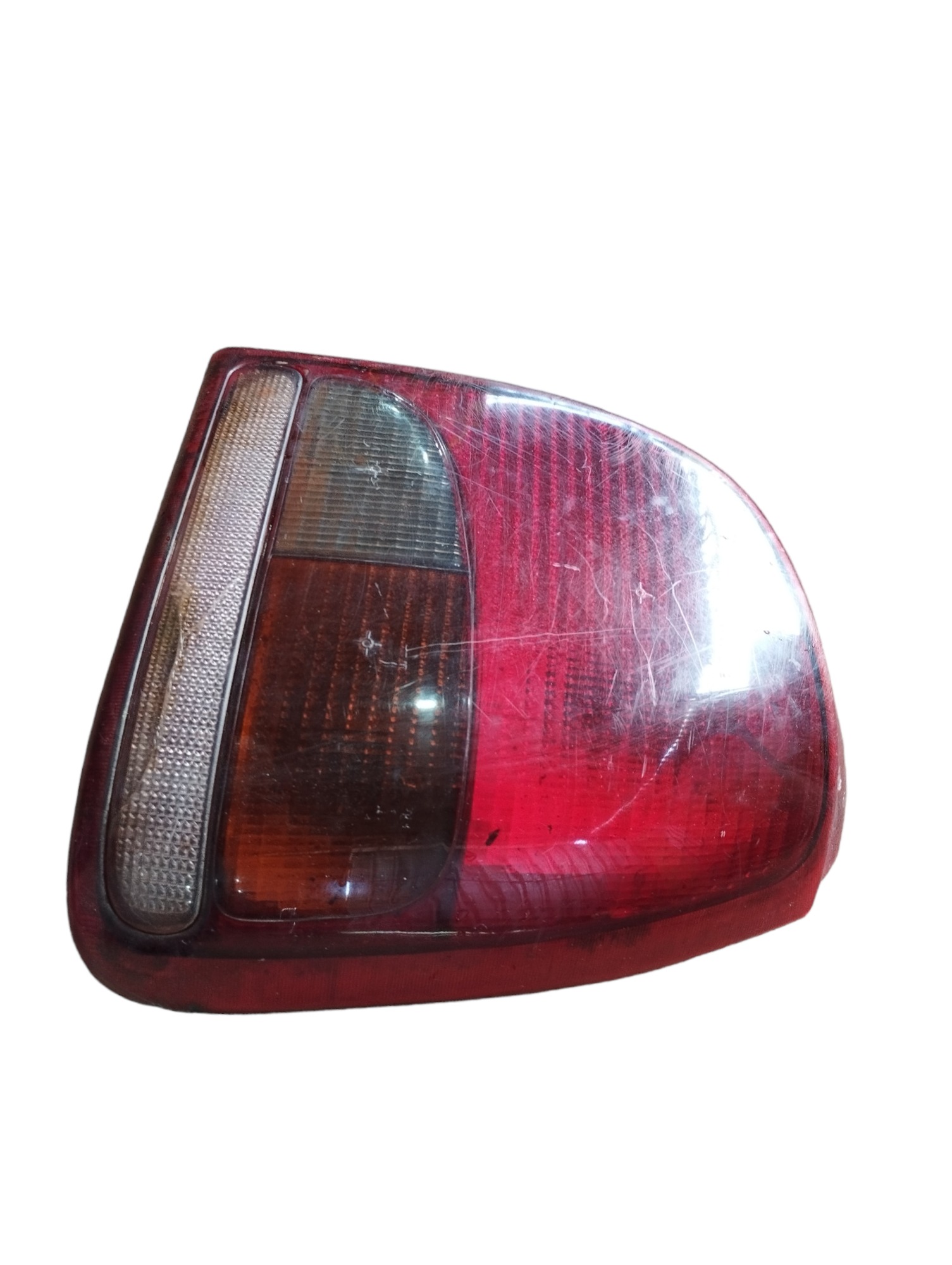 Lanterna Traseira Direita Volkswagen Gol 1.0 1995 1996 1997 Direito 9