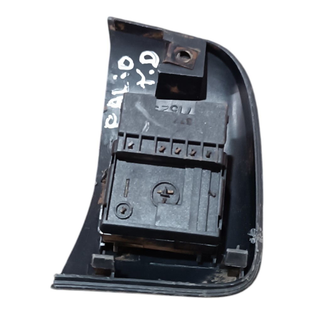Botão Vidro Elétrico Traseiro Direito Fiat Palio 715296 2001 6