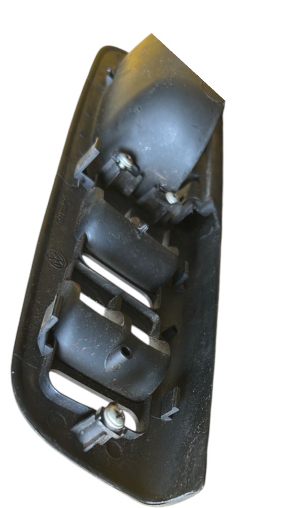 Moldura Comando Vidro Dianteiro Esquerdo Vw Golf 1.6 1998 99 3