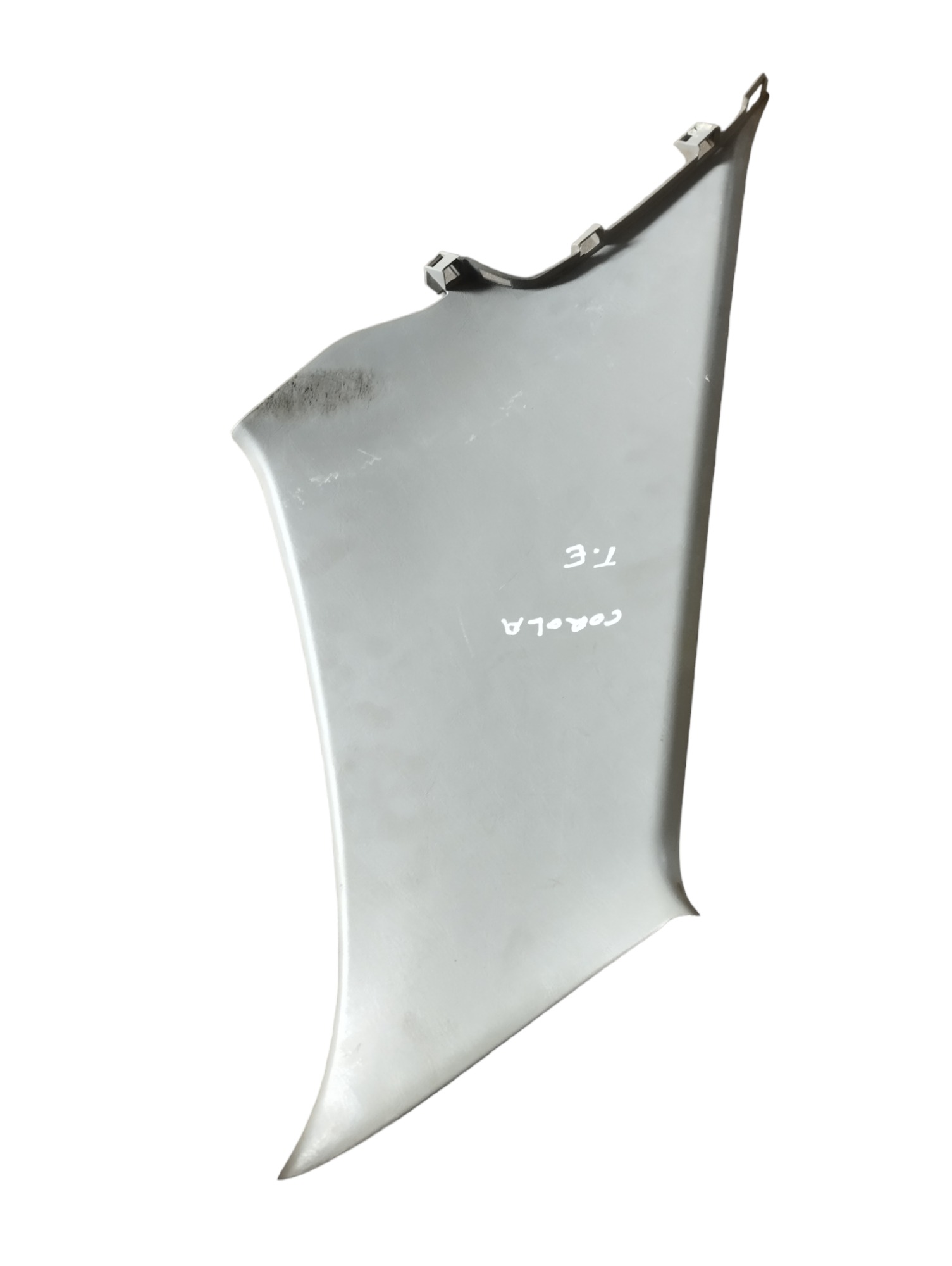 Moldura Superior Coluna Traseira  Esquerda Corolla 98 A 01