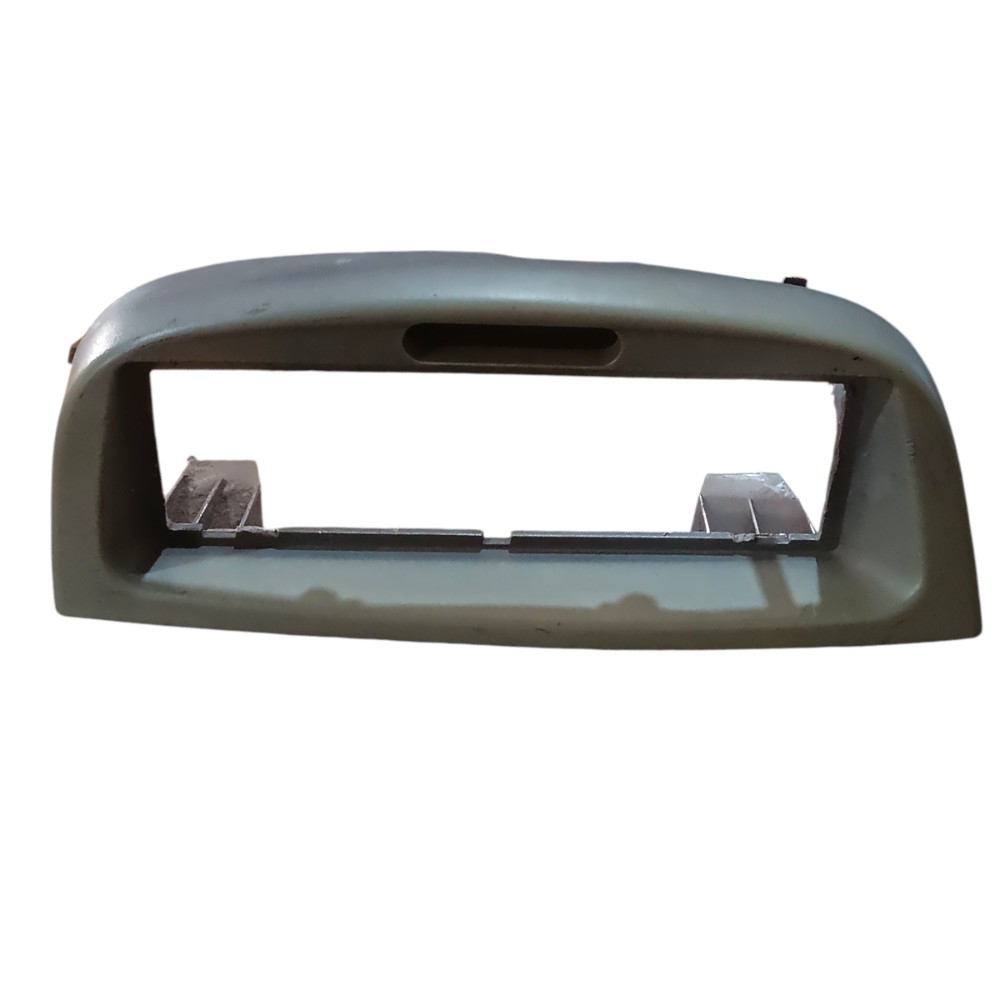 Moldura Painel Rádio Fiat Palio Siena 1996 1999 2000 2006