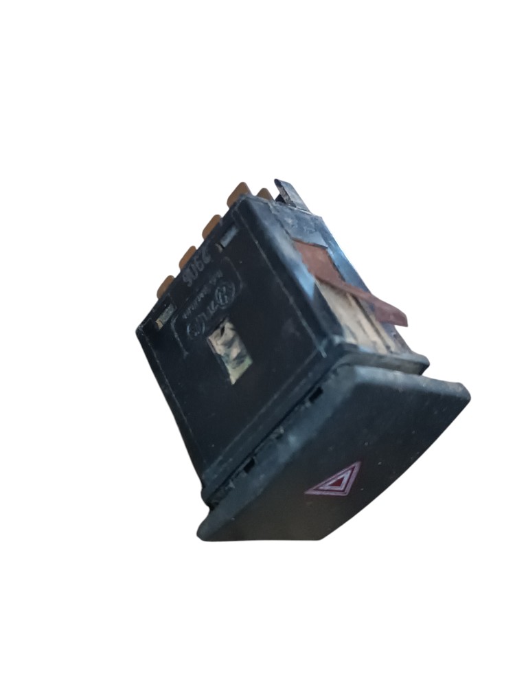 Botão Pisca Alerta Volkswagen Gol Saveiro 1998 1999 2006 3