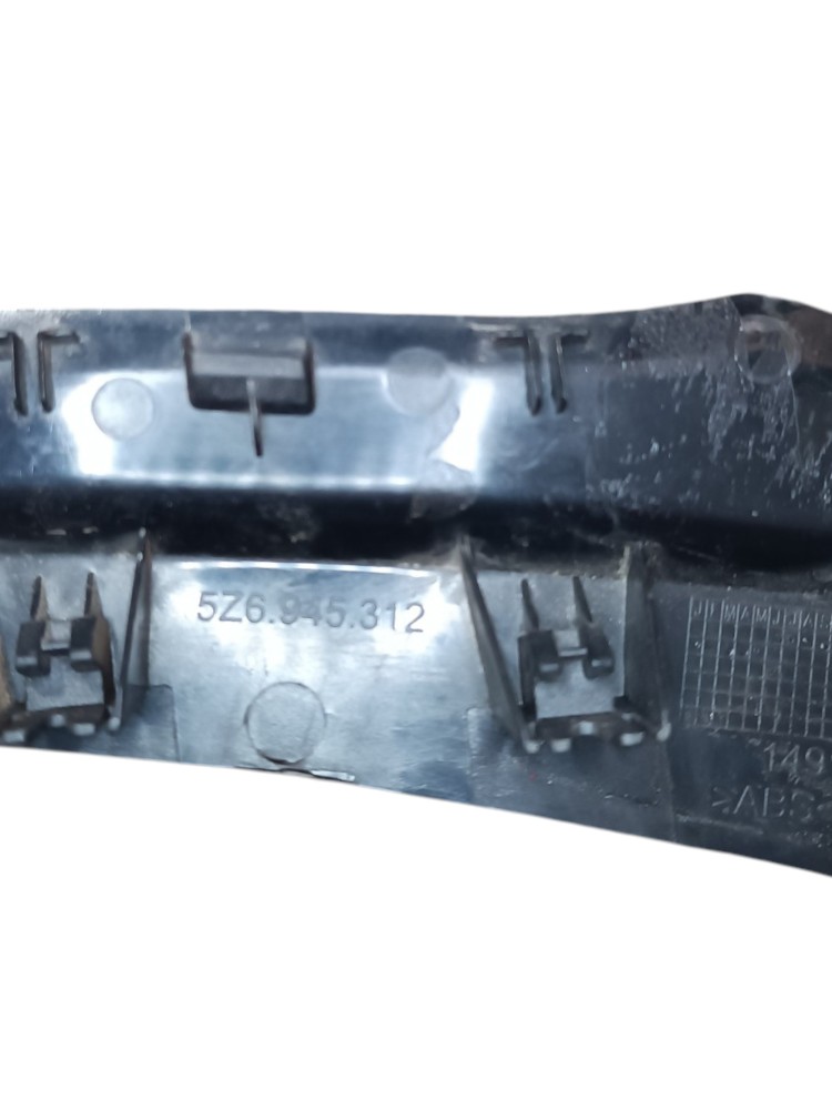 Moldura Lanterna Traseira Direita Vw Fox Msi 1.6 2016/20 7