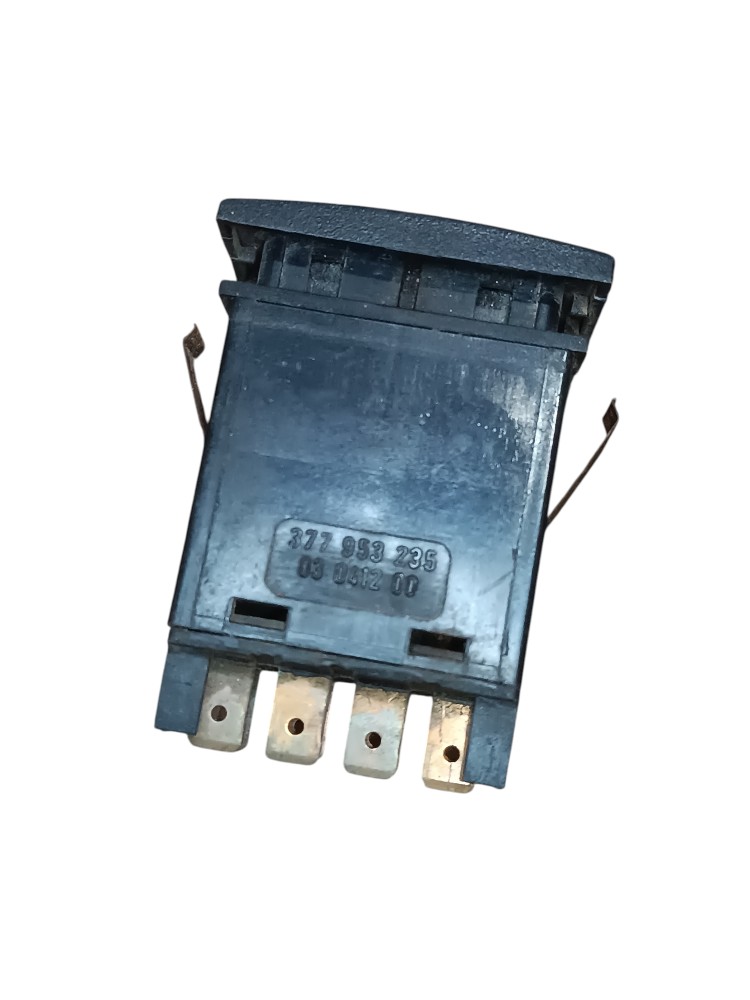 Botão Pisca Alerta Volkswagen Gol Saveiro 1998 1999 2006 7