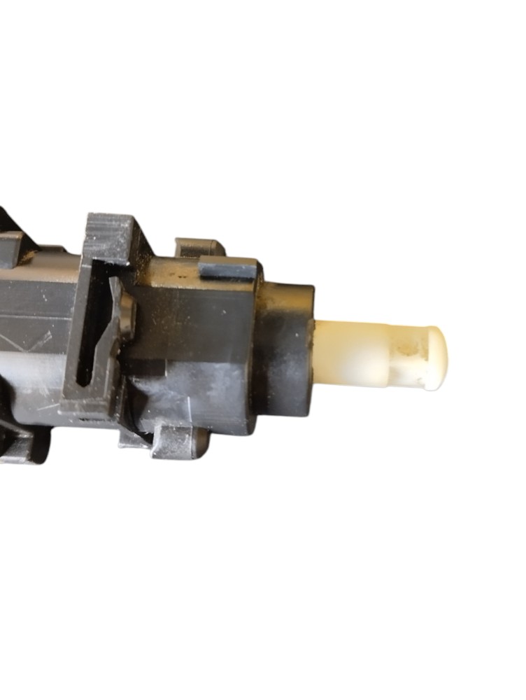 Interruptor Pedal Embreagem 48840511 Palio 2005 2006 2007 4