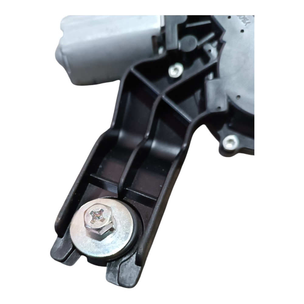 Motor Limpador Traseiro Vidro Hyundai I30 2009 A 2012 7