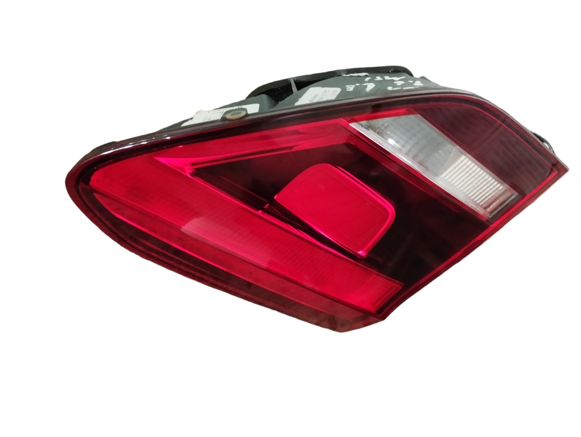 Lanterna  Traseira Esquerda Fox Msi 1.6 2016 2400507-n30 8