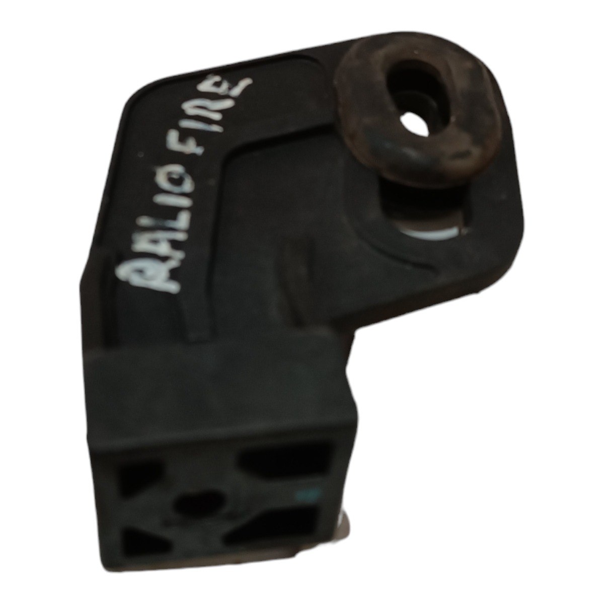 Suporte Radiador Fiat Strada Siena Palio 2005 2006 2007 2008 5