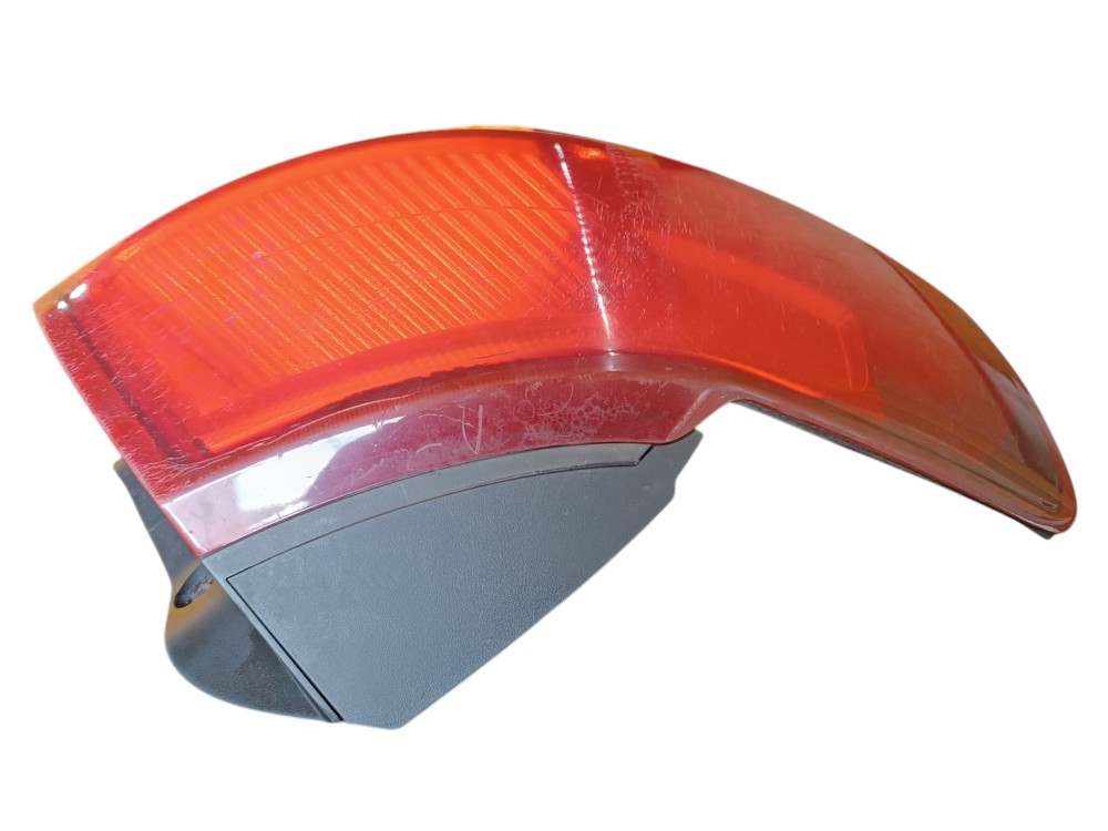Lanterna Traseira Esquerda Ford Ka 7s5513405ac 2008 2009 10