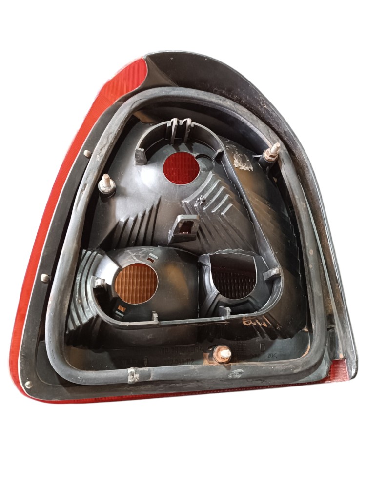 Lanterna Traseiro Direito Volkswagen Gol 377945112 1994 1995 2