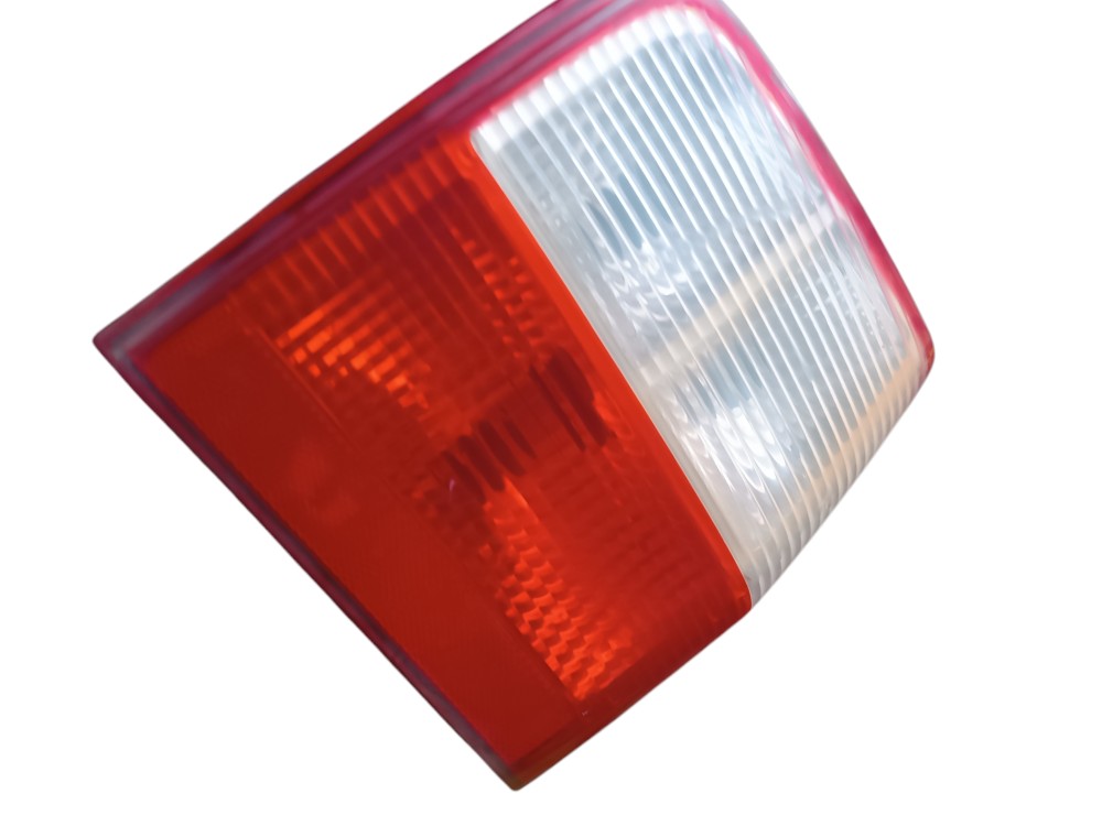 Lanterna Traseira Direita Fiat Uno 1.0 2008 2009 2010 2011 Direito/passageiro Vermelha 6