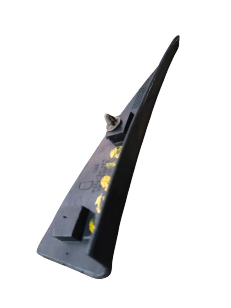 Moldura Interna Porta Traseira Direita Gm Corsa 1995/2002 4