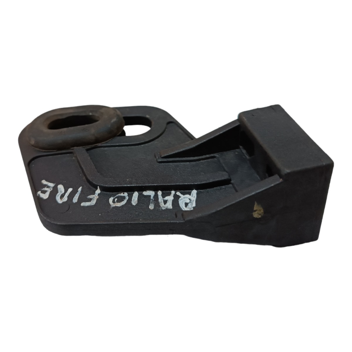 Suporte Radiador Fiat Strada Siena Palio 2005 2006 2007 2008 8