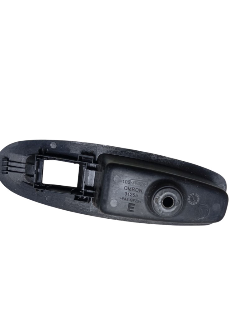 Moldura Interna Retrovisor D Direito Chevrolet Onix 2015