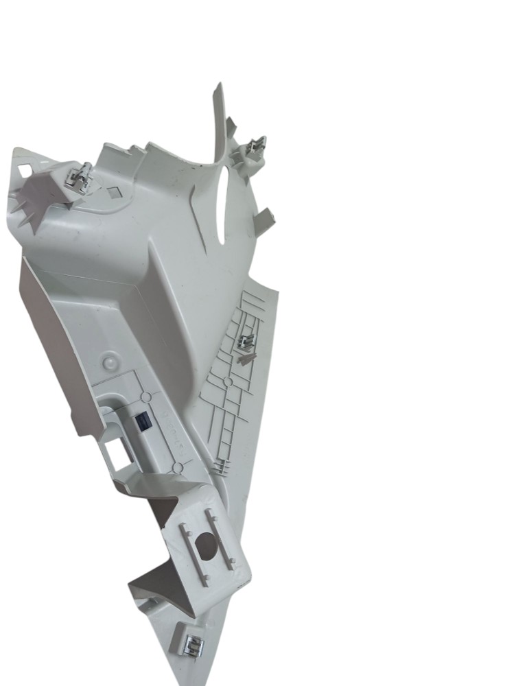 Moldura Bagagito Traseira Esquerda Gm Onix 2020 5