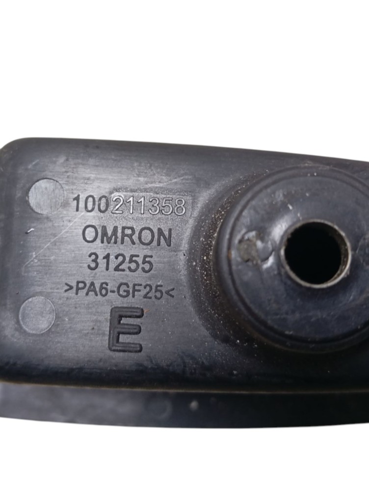 Moldura Interna Retrovisor D Direito Chevrolet Onix 2015 5