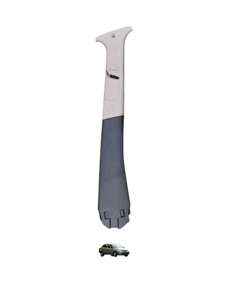 Moldura Coluna Dianteira Direita GM Corsa 2003 a 2009