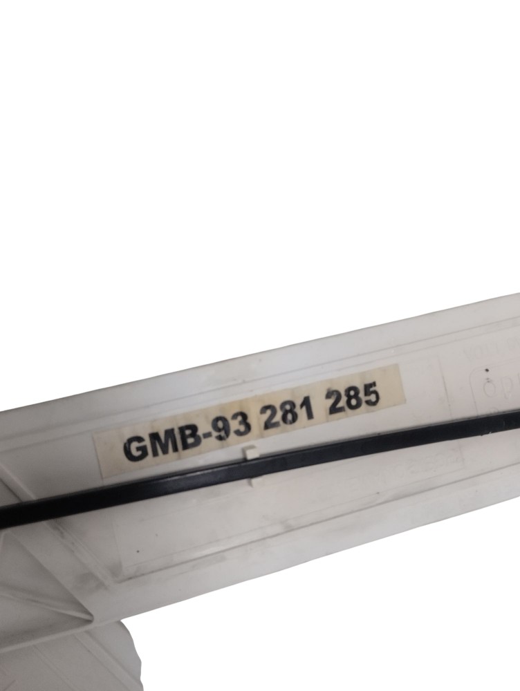 Triângulo De Segurança Sinalização Universal Chevrolet Gm 4
