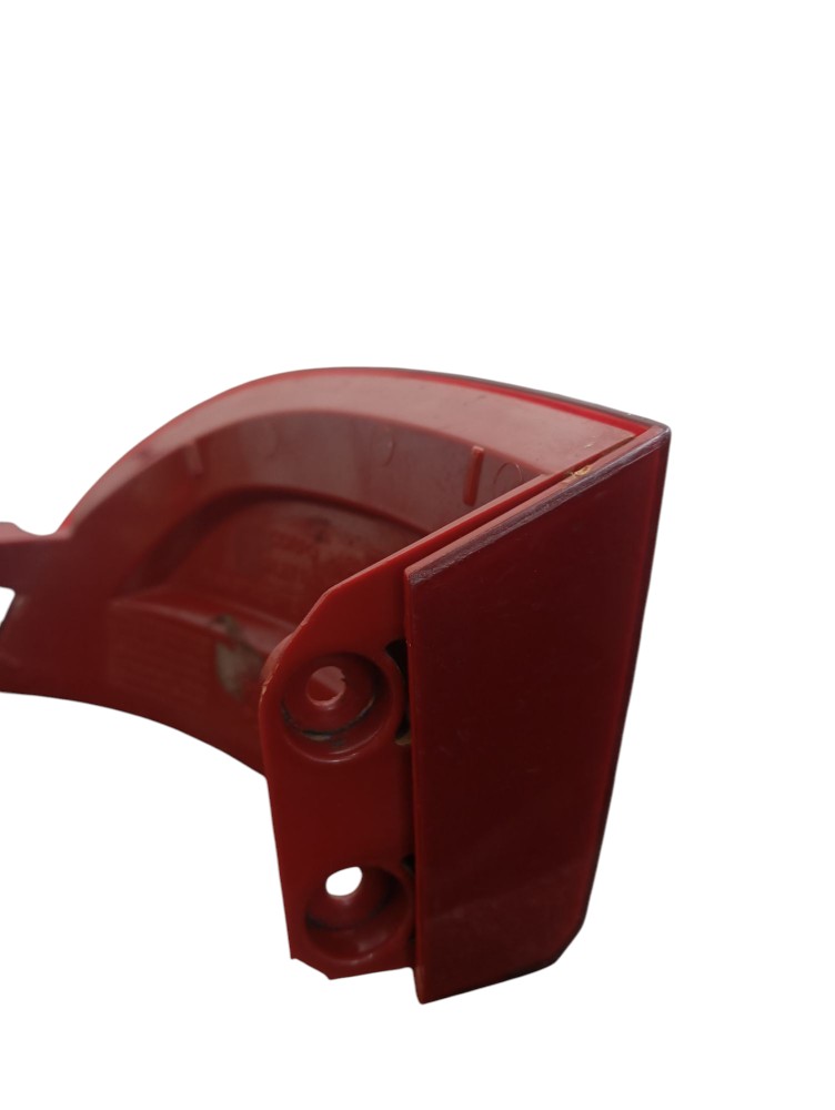 Refletor Parachoque Traseiro Direito Fiat Strada 2014