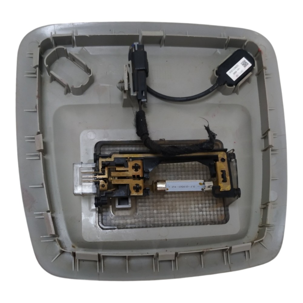Luz De Teto Cortesia Chevrolet Cobalt Ano 2013 Á 2016 6