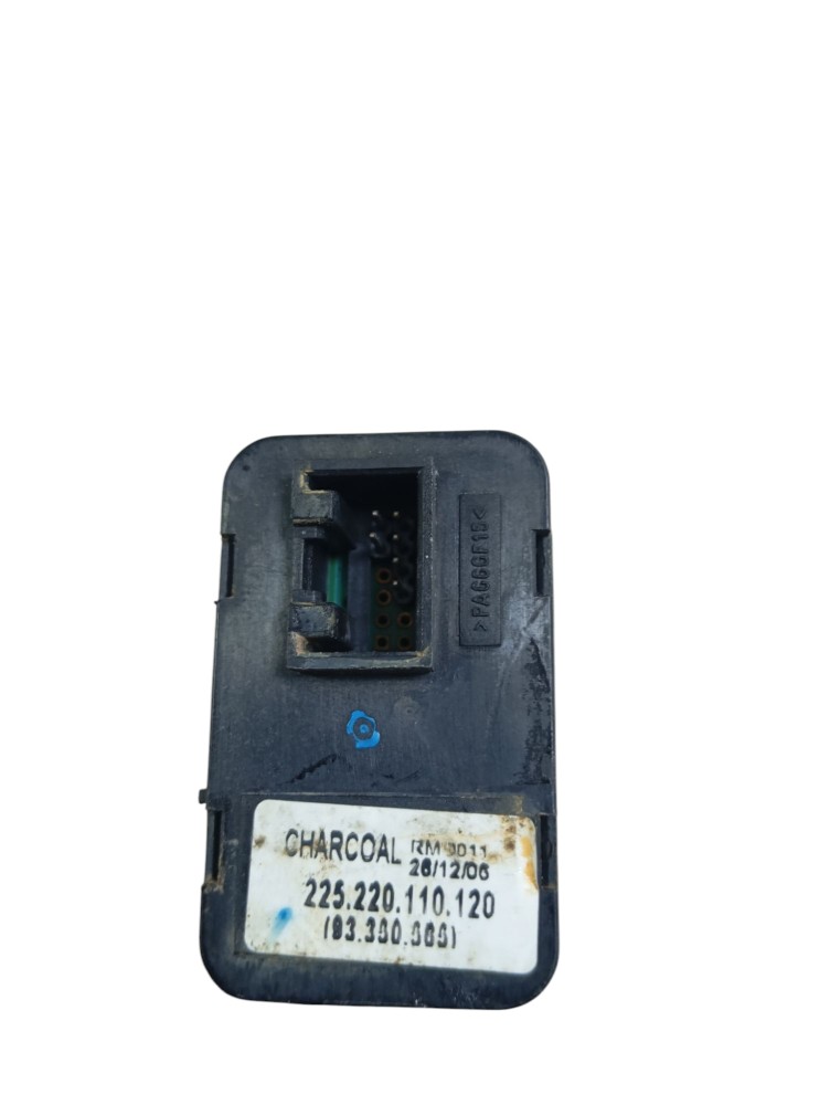 Botão Vidro Elétrico Duplo Gm Corsa Hatch 2003 A 2012 4