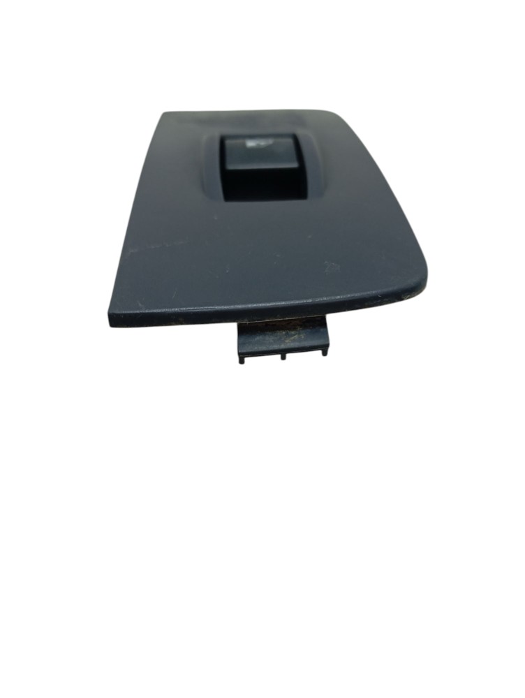 Botão Vidro Eletrico Direito Fiat Strada 2017- 735333496
