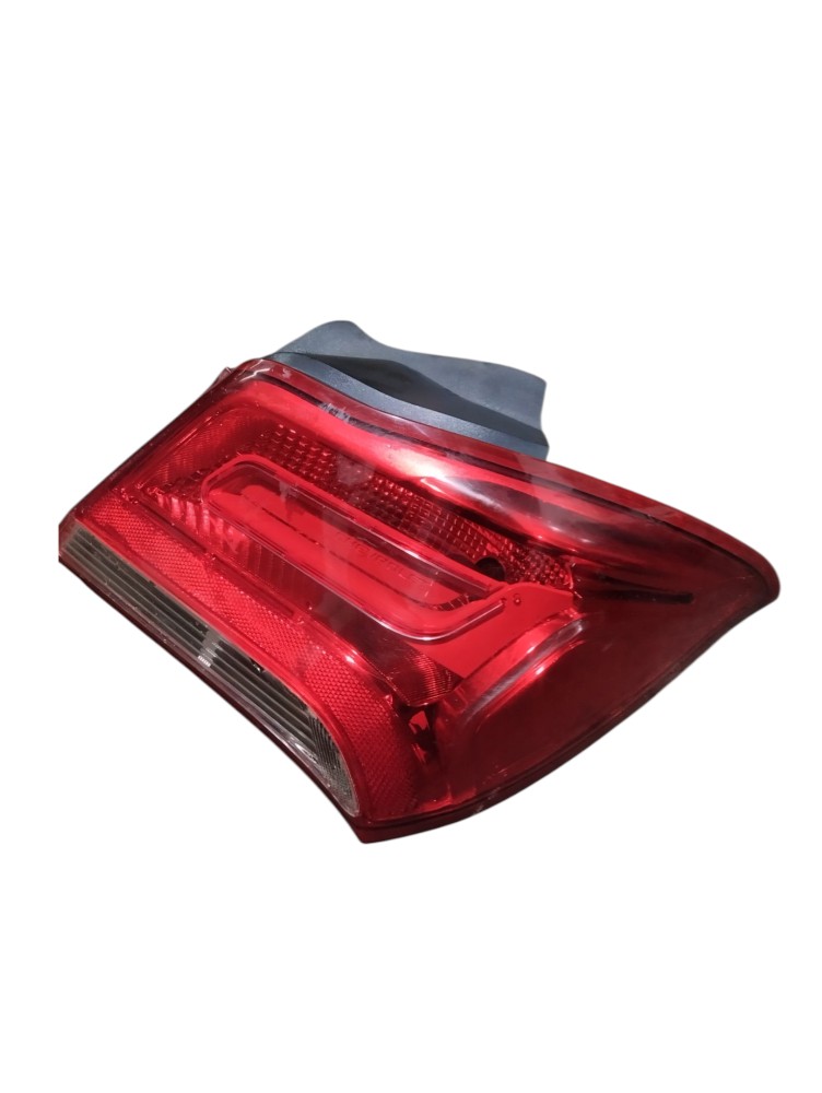Lanterna Traseira Direita Original Gm Prisma Joy 2019 A 2020 Direito/passageiro Vermelho