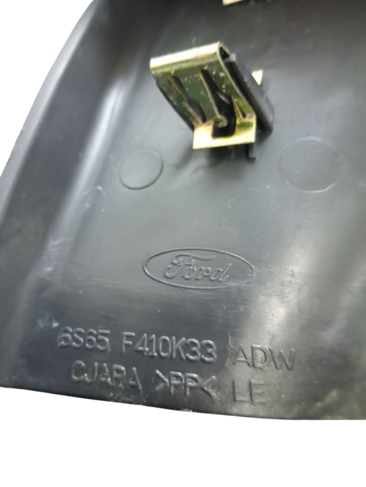 Moldura Coluna Banco T Esquerdo Ford Fiesta 2009 4