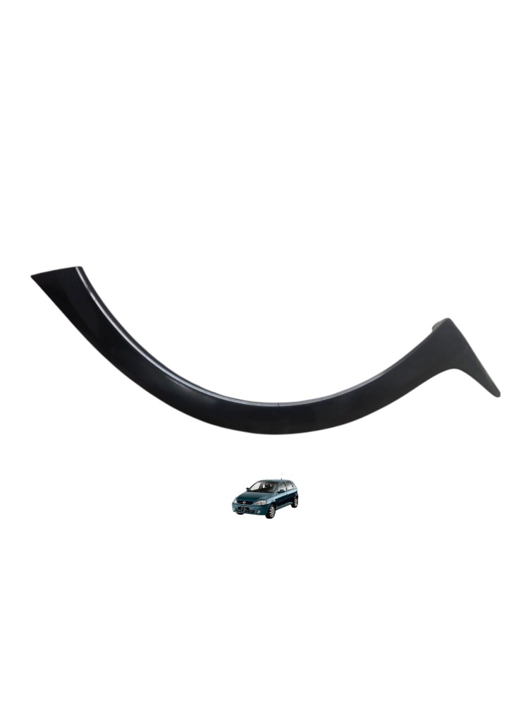 Moldura Roda Traseira Esquerda Gm Corsa Hatch 2002 Preto