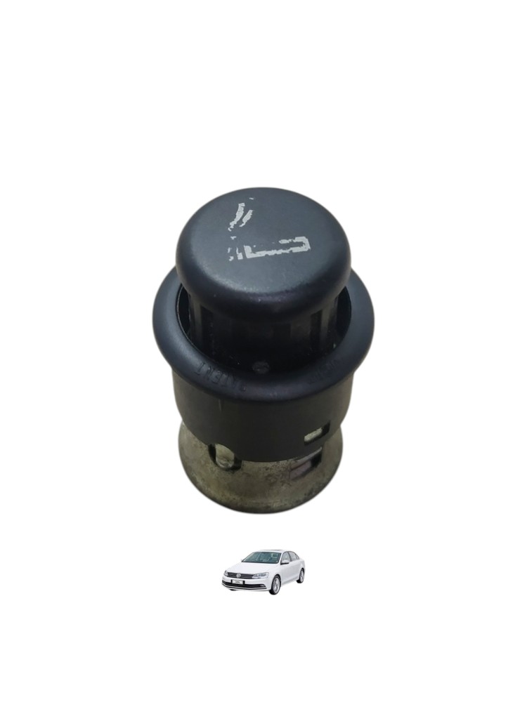 Acendedor Cigarro VW Jetta 2016