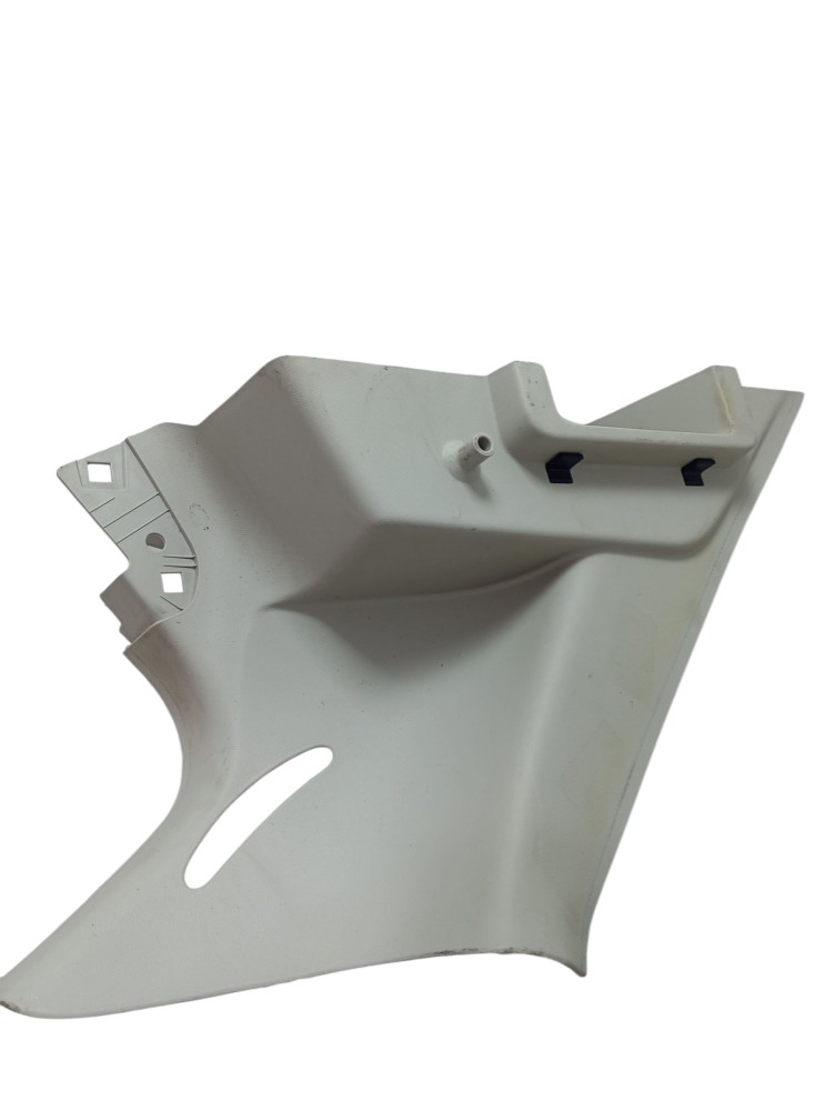 Moldura Bagagito Traseira Esquerda Gm Onix 2020 3