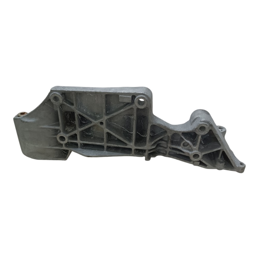Suporte Alternador Audi Golf Bora 1996 A 2010 4