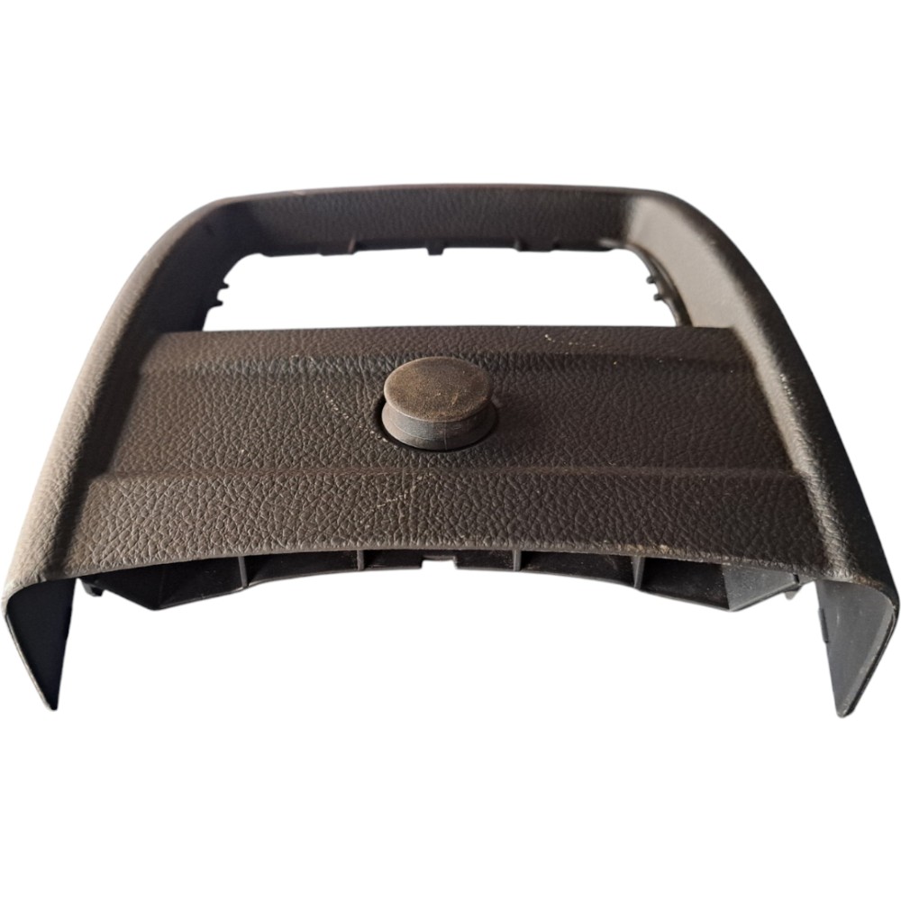 Moldura Difusor Ar Traseiro Bmw 320i 2