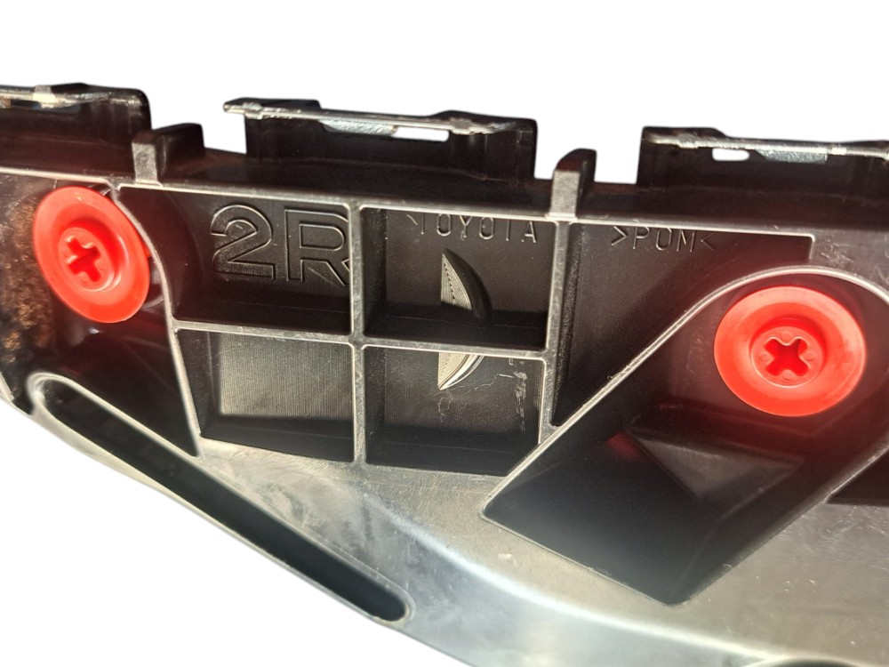 Guia Suporte Parachoque Toyota Hilux 2016 2018 4