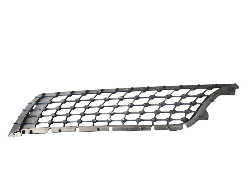 Grade Frontal Superior Direito Mercedes Cla 2019 2020 202 Preto Original