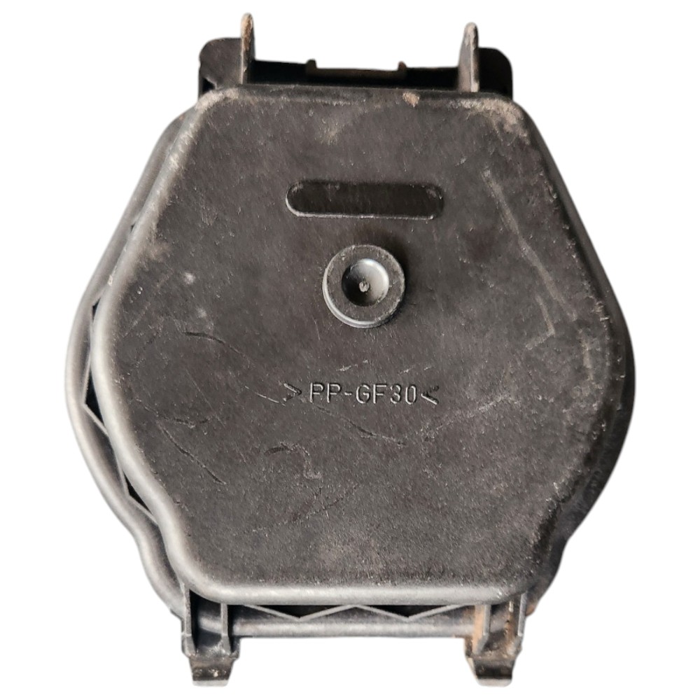 Tampa farol BMW X3 2004 4