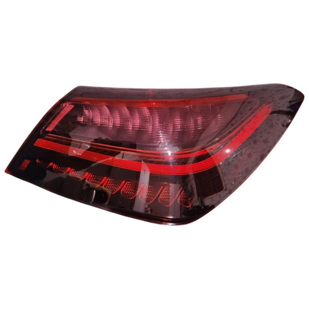 Lanterna Direita Mercedes Cla 2024 2025 Direito/passageiro Vermelho 5