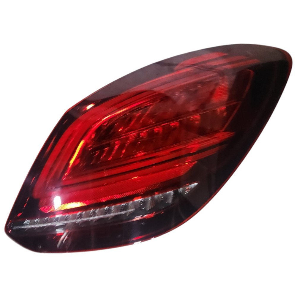 Lanterna direito Mercedes c180 c200 C250 2018 4
