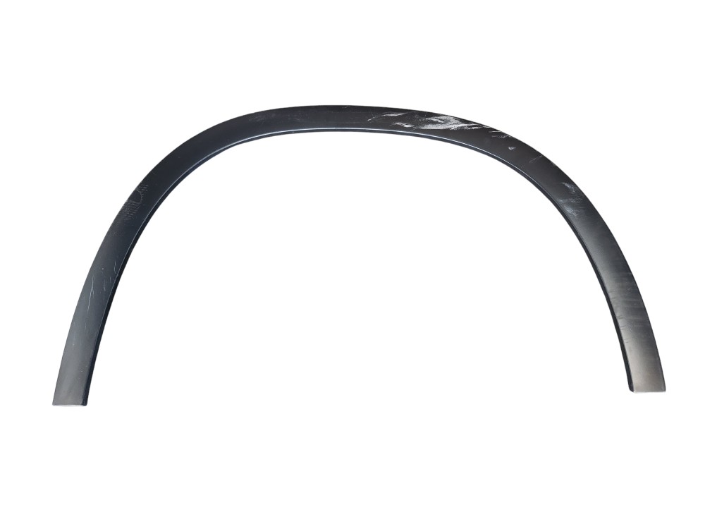 Moldura Paralama Direito Mercedes Gla Preto 1