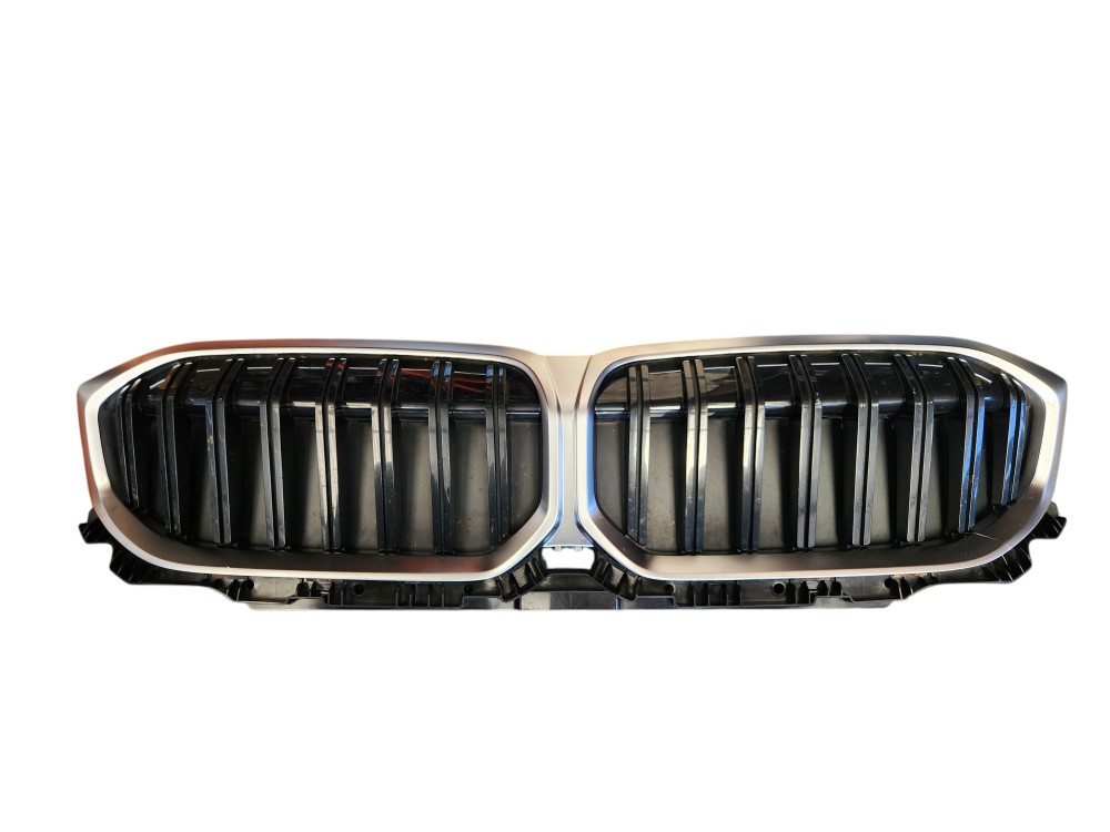 Grade Frontal Bmw 320i G20 2020