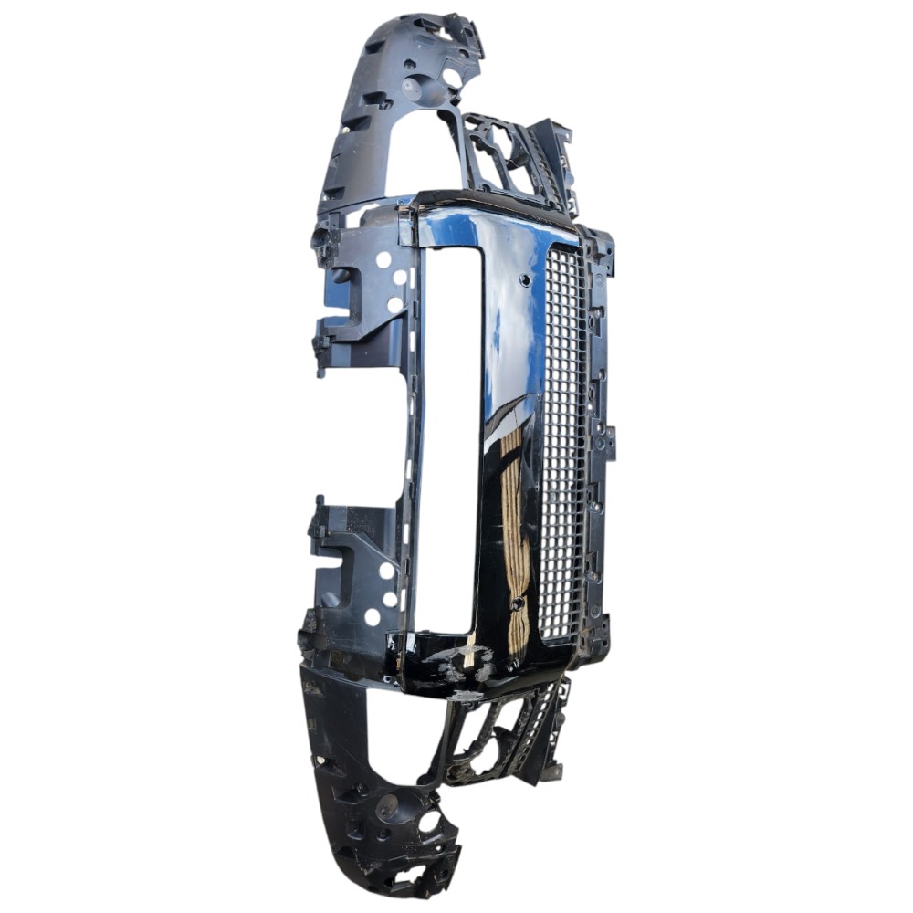 Parachoque aplique dianteiro Land Rover Defender 2022 6