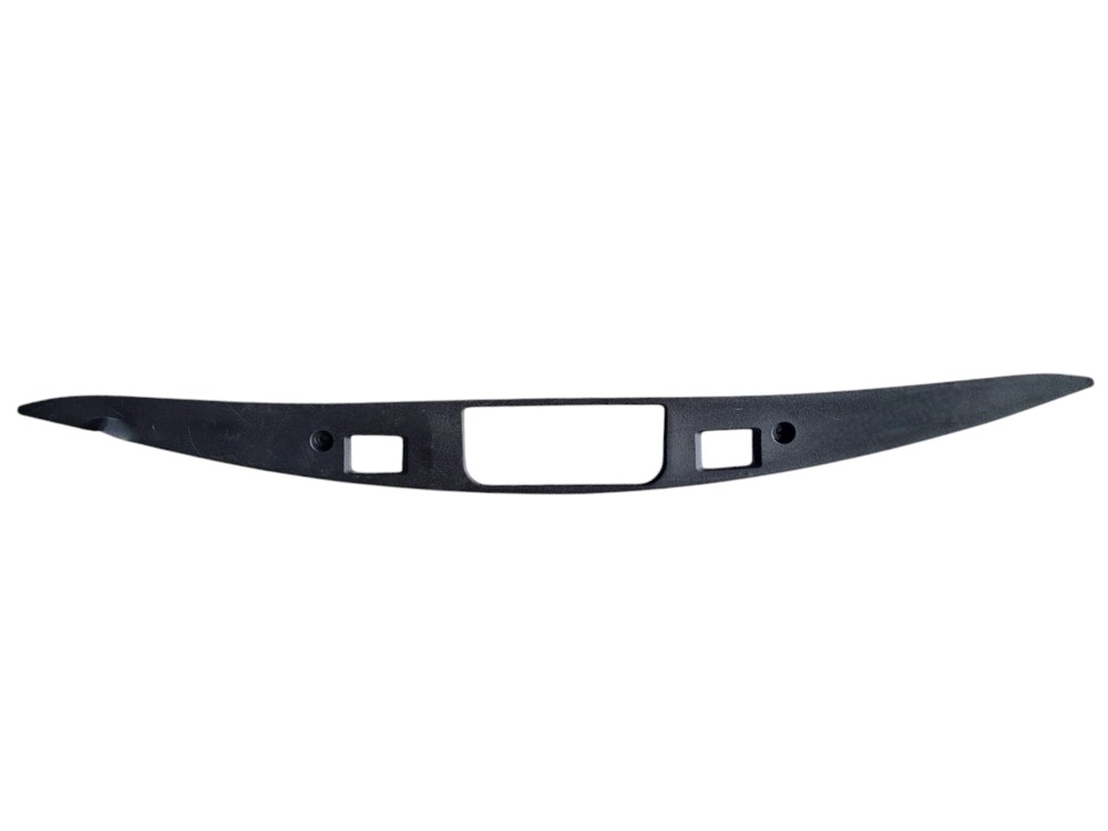 Moldura Acabamento Placa Mercedes Cla