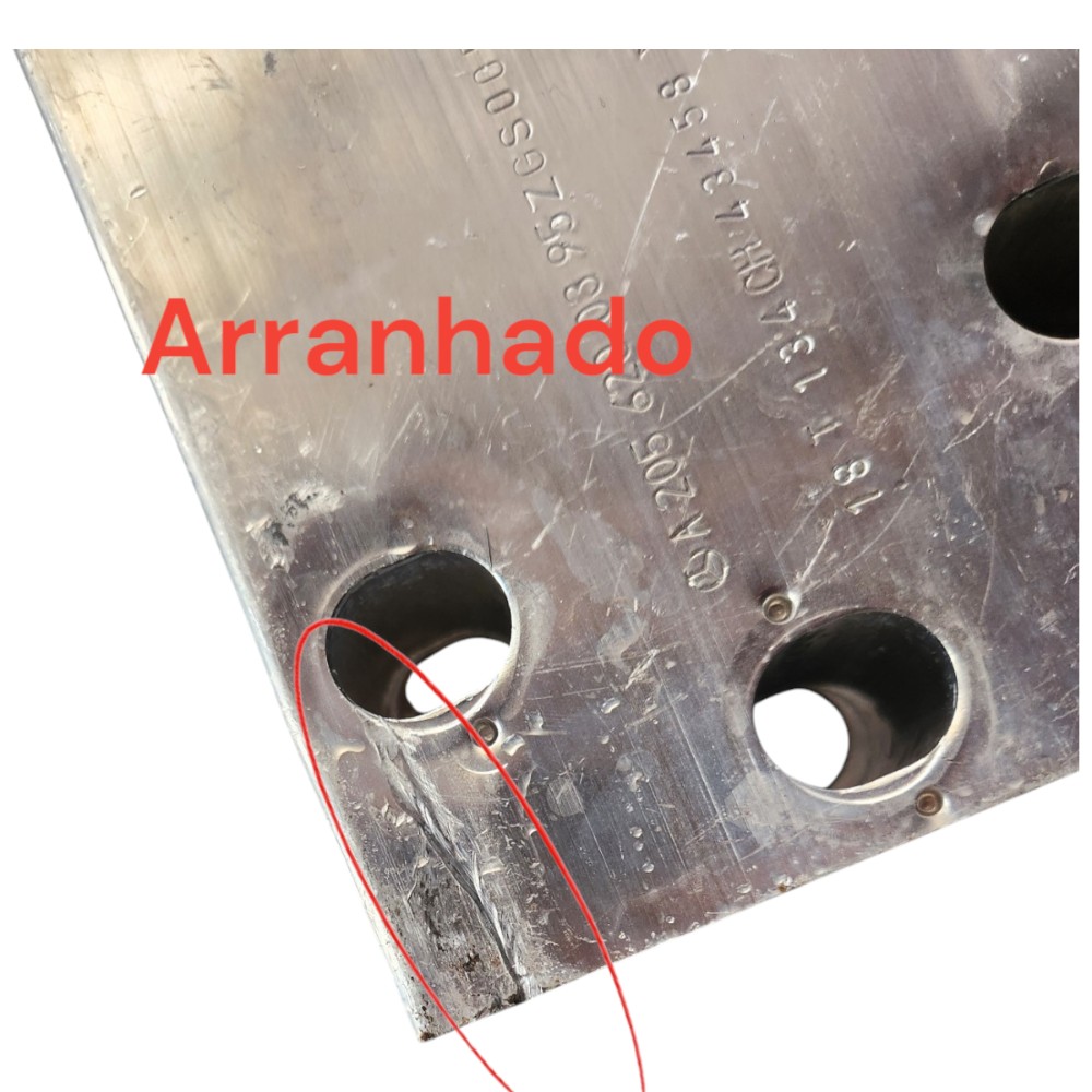 Ponteira Reforço Esquerdo Longarina Lamina Mercedes C180 Cromado 3