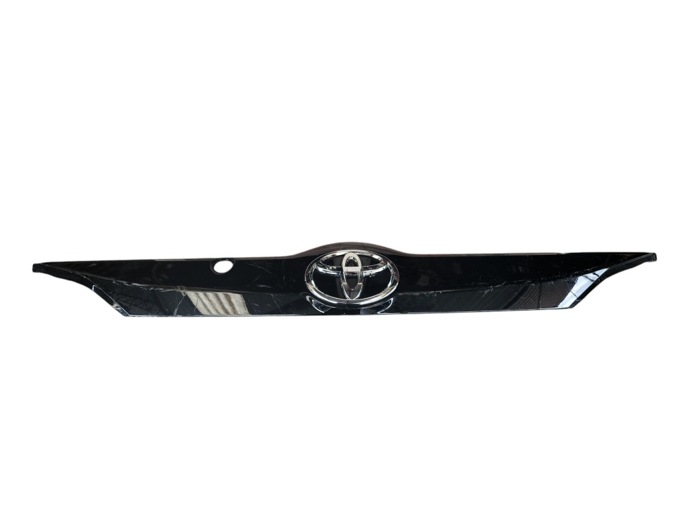 Moldura Tampa Traseira Toyota Yaris 2019