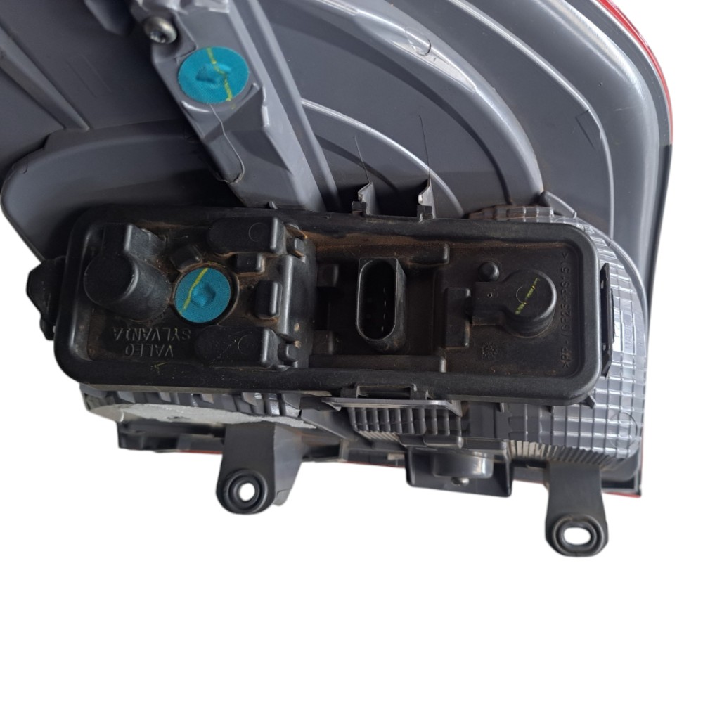 Lanterna Esquerda Bmw X3 6